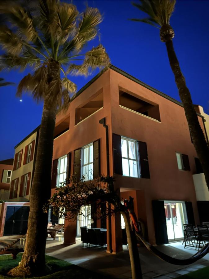 Casa Arlequin *