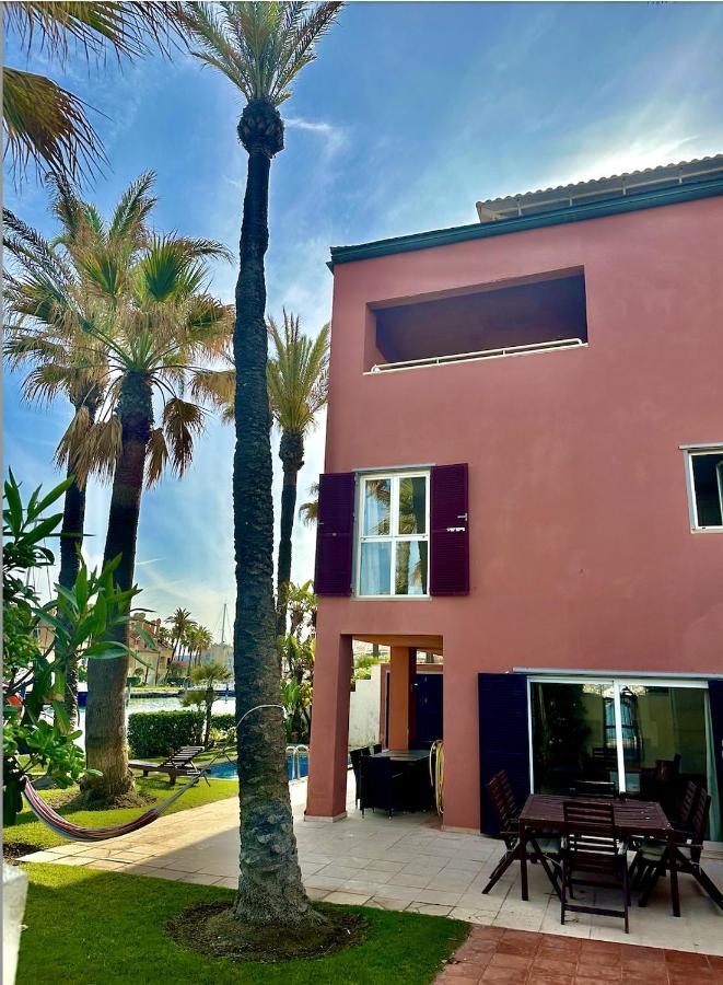 Holiday home Casa Arlequin *