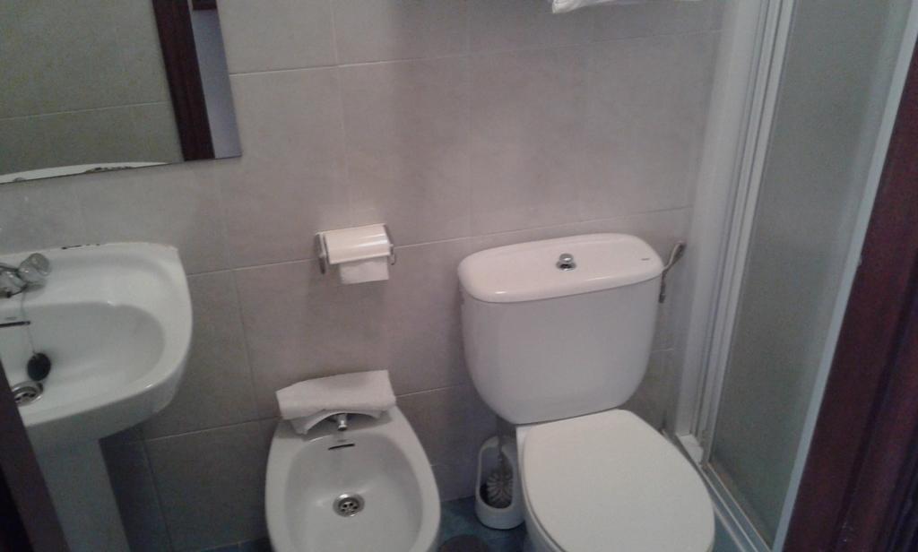 Hostal Continental Pensión *