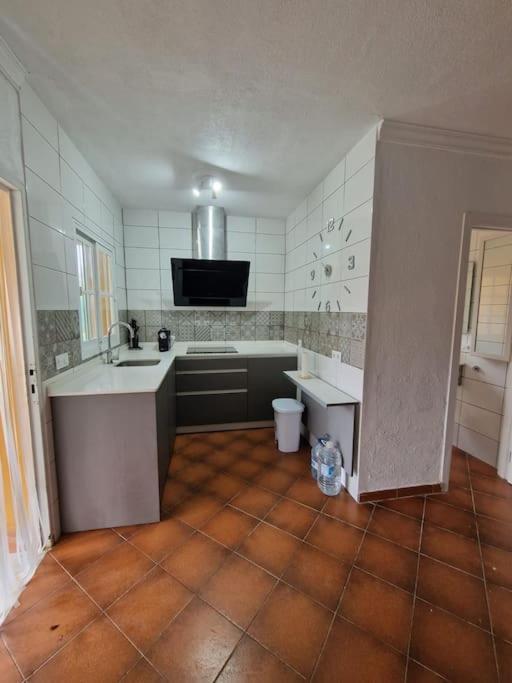 A 2 Kilometros De La Playa Holiday home *