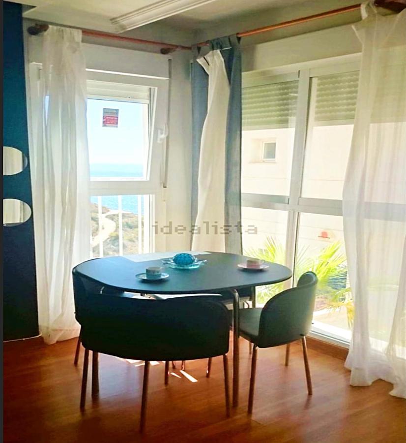 Stunning Two Level In Marina Apartamento *