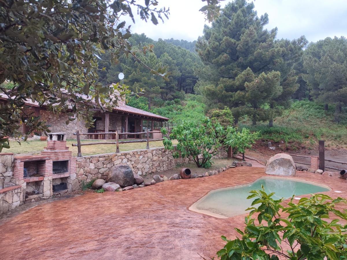 Refugio Perdigones Casa rural El Arenal (Castile and Leon)