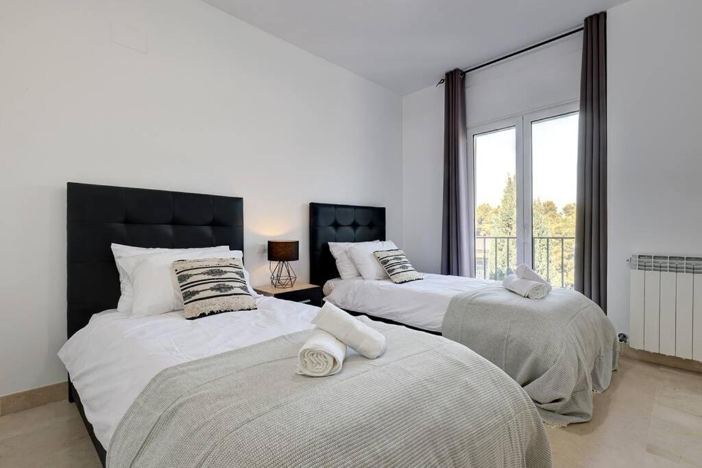 Stunning Duplex 5 Minutes From Puerto Banus Apartment Marbella