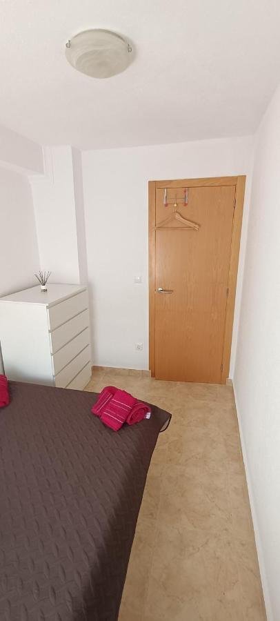 Apartamento Con 3 3 Minutos Hasta La Playa