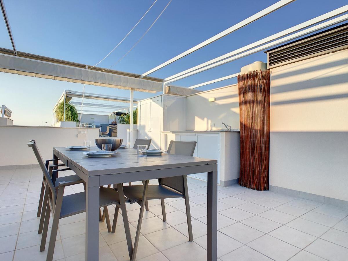 Levansur - 9109 Apartment