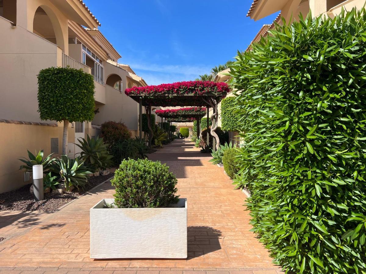 Amari - Residencia Albatros * Los Alcázares
