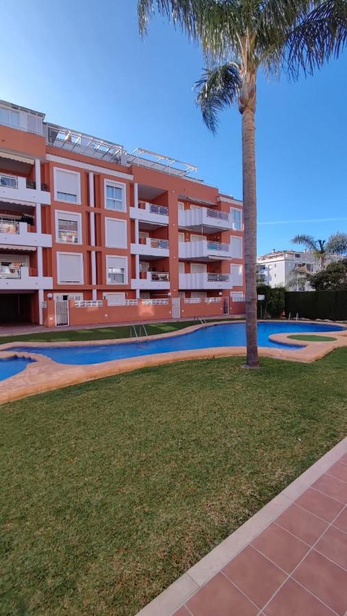 Apartamento Planta Baja Con Piscina Dénia