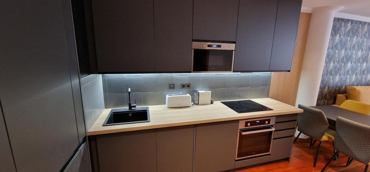 Lugar De Alegria, Pegado A Playa, 2 Hab, 6 P, Wifi - Vut-4241-as Apartamento