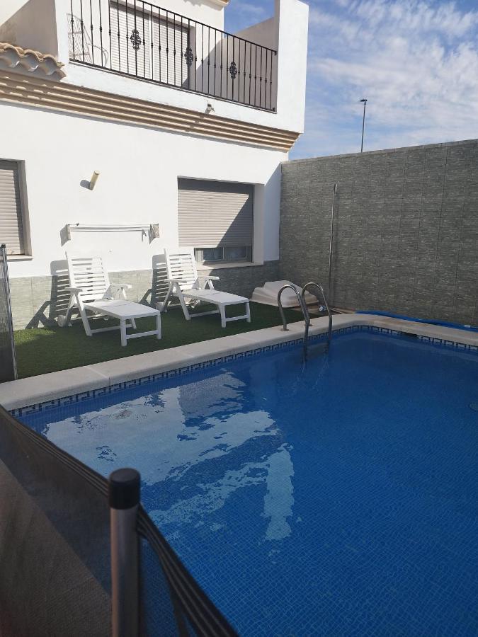 Holiday home La Mancheguita: Family With Pool And Bbq In Madrigueras *