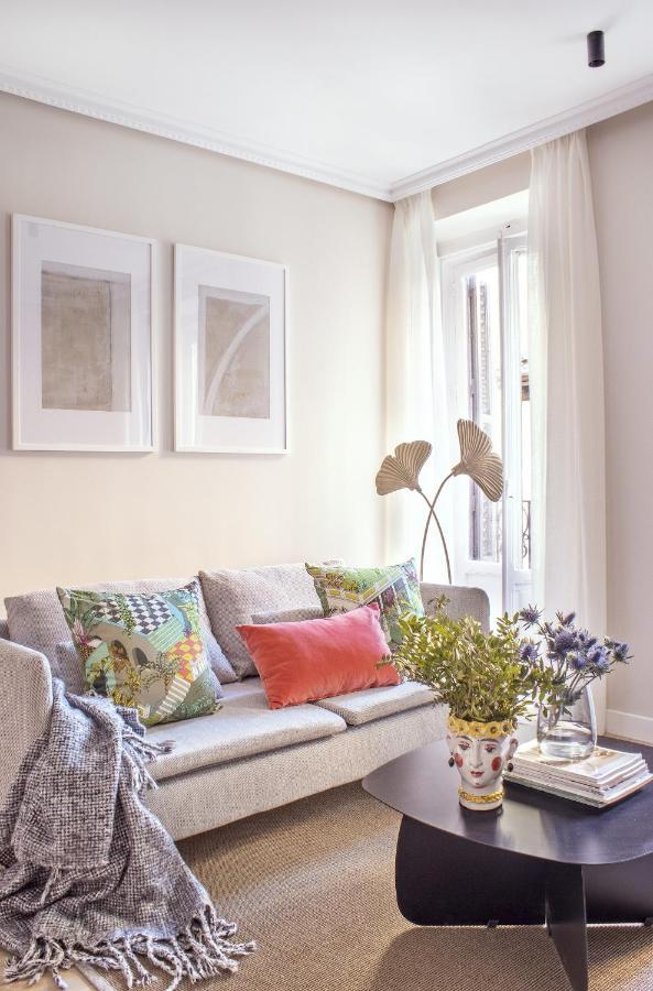 Brigth Stylish - 2bedrooms 2bathrooms - Malasana Apartment Madrid