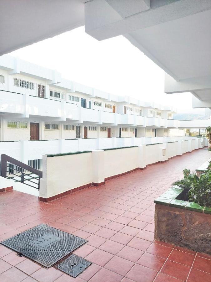 Blu Apartment, Wifi Free Pool View *