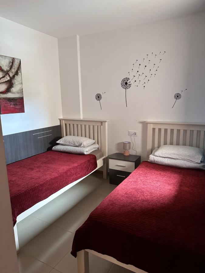 Apartamento Sea View Apartament Isla Plana