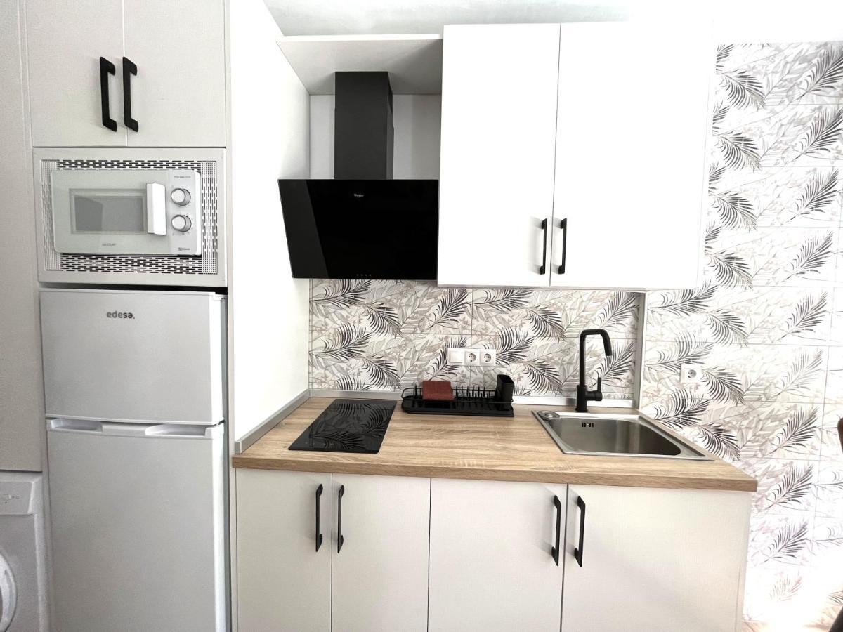 Apartment Cg630 - Nuevo - 1 Dorm - Vistas Lateral Al Mar - Wifi - Centro A 50 Metros, Playa A 650 Metros *