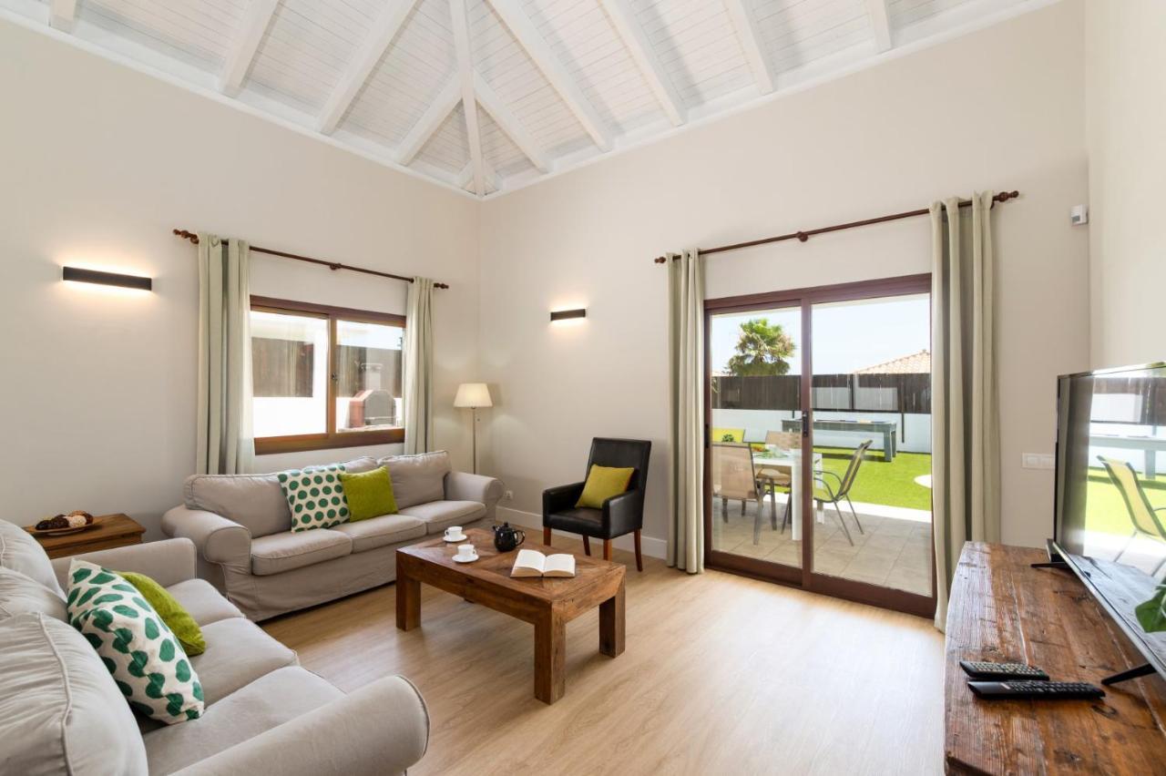 Caleta Heights By Plus *