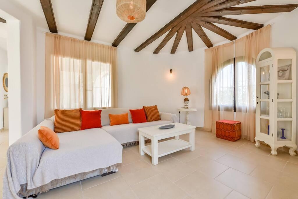Villa Guzman - Pura Vida Moraira