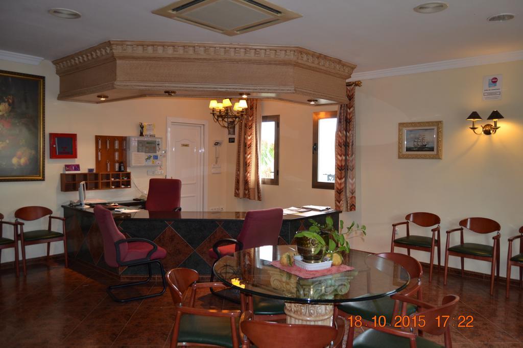 Hotel Poniente