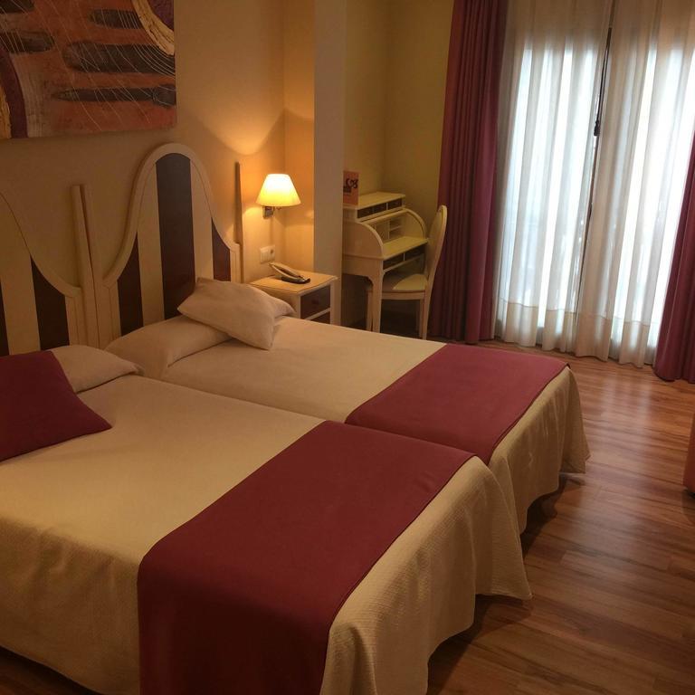 Hotel Valle De Cabezon Cabezon De La Sal