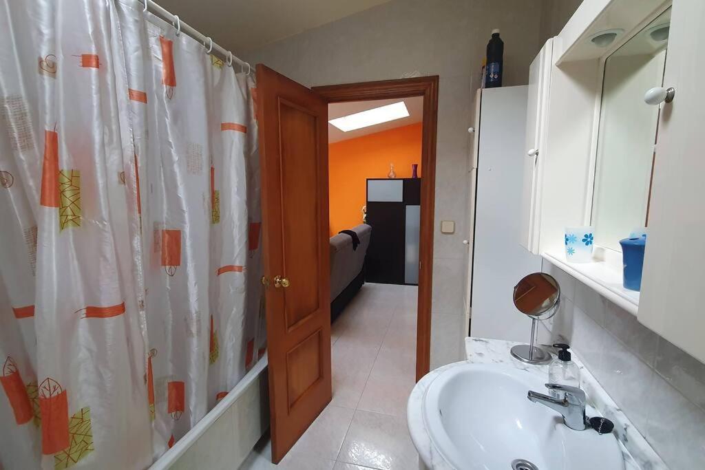 Apartment Precioso Atico En Playa America A 200 Metros De La Playa *