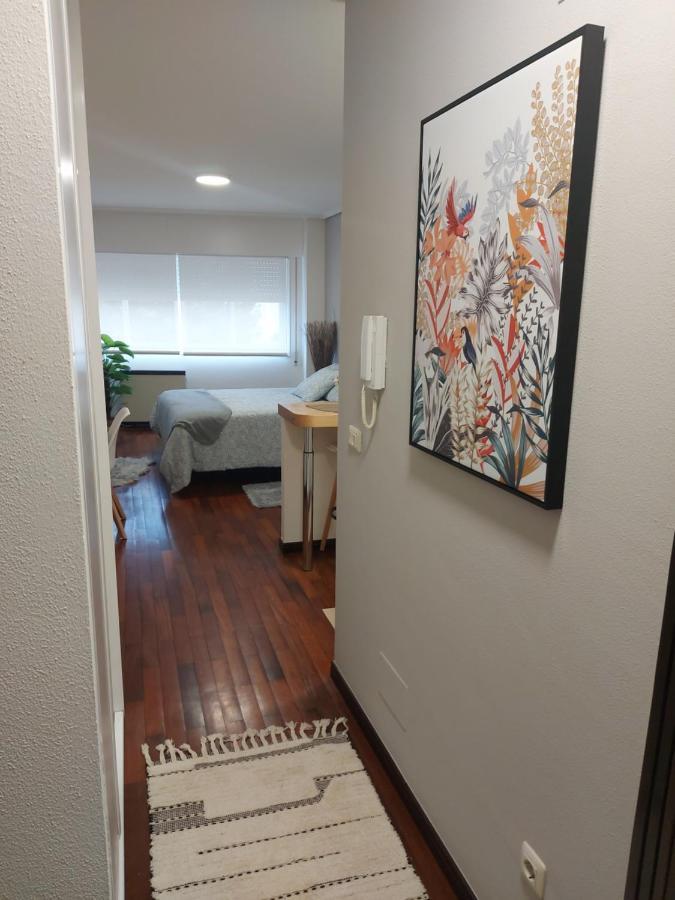 Apartment La *
