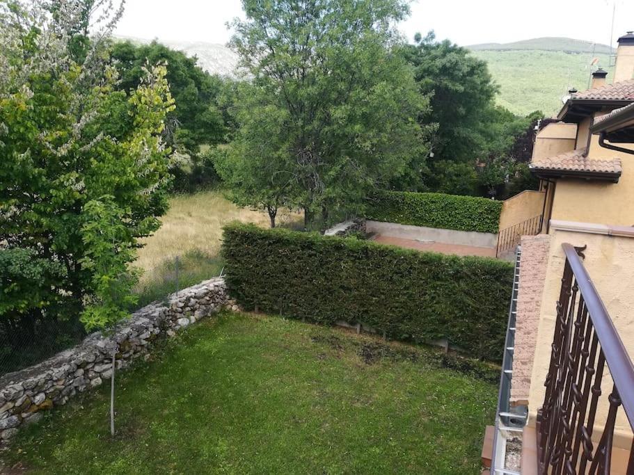 Casa Con Jardin En *