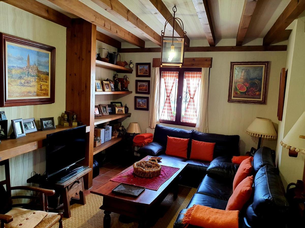 El Lagar De Lolo Holiday home Hontanares de Eresma