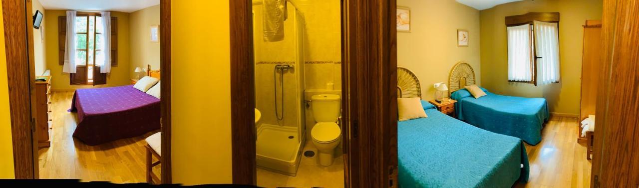 Hostal La Serna Guest house *