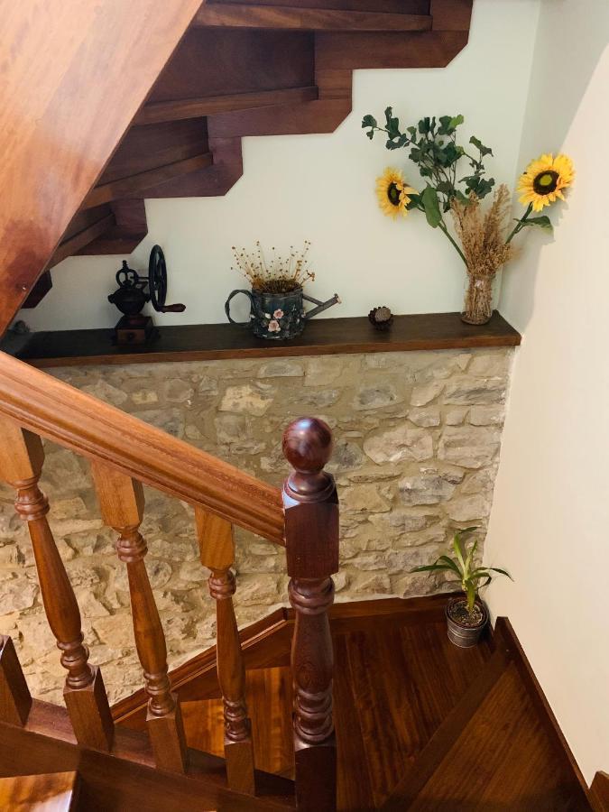 Hostal La Serna Guest house *