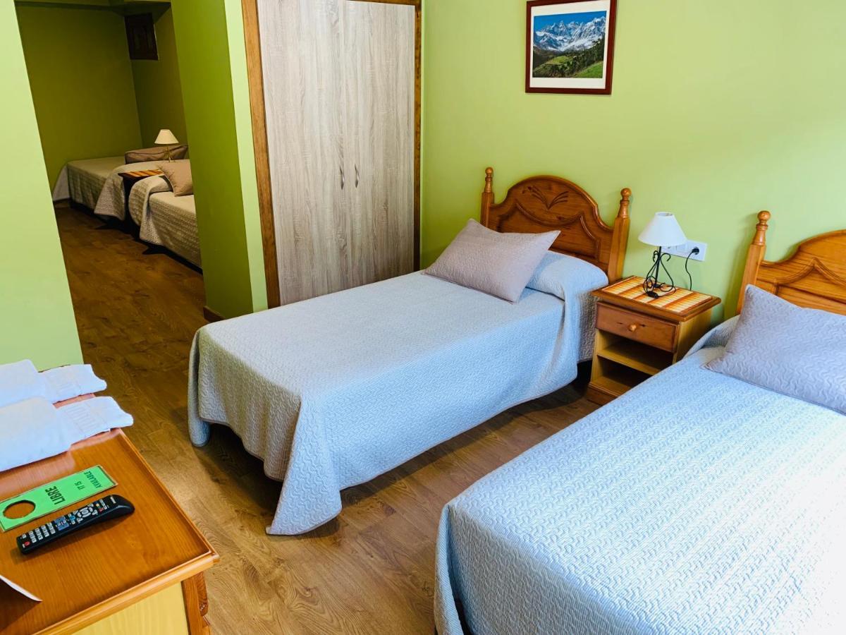 Hostal La Serna *