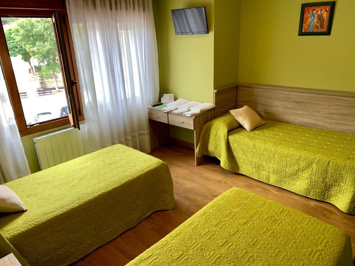 Guest house Hostal La Serna *