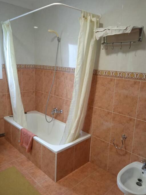 Casa Lidia, Ideal Familias Y Grupos * O Grove