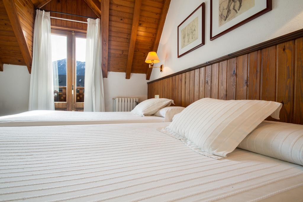 Ribaeta Hotel 2*