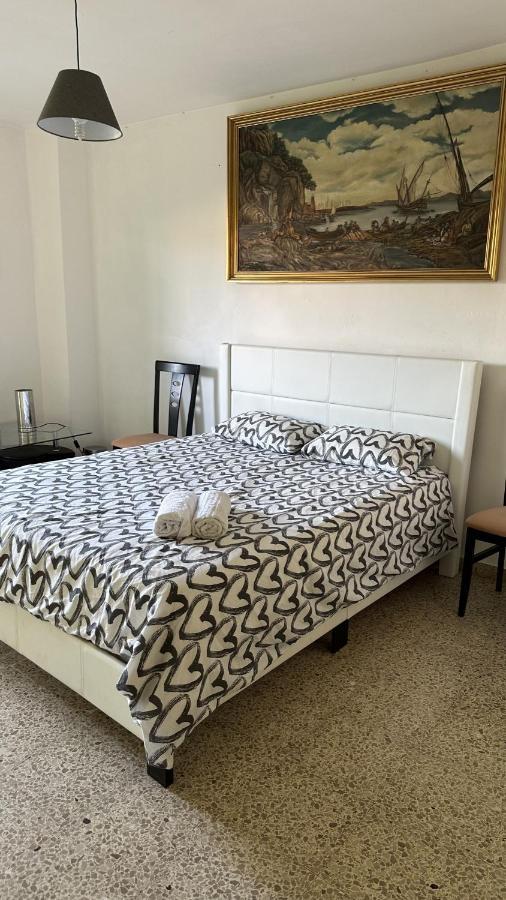 Habitacion Con Terraza * Badalona