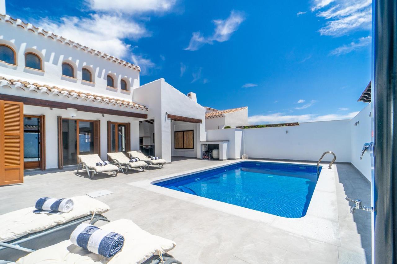 Three Bedroom Luxury El Valle Golf Villa Banos y Mendigo