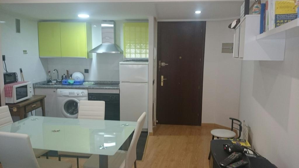 Puerta Zamora, Centro, Wifi Con Salón Y 2 Dormitorios, Parking *