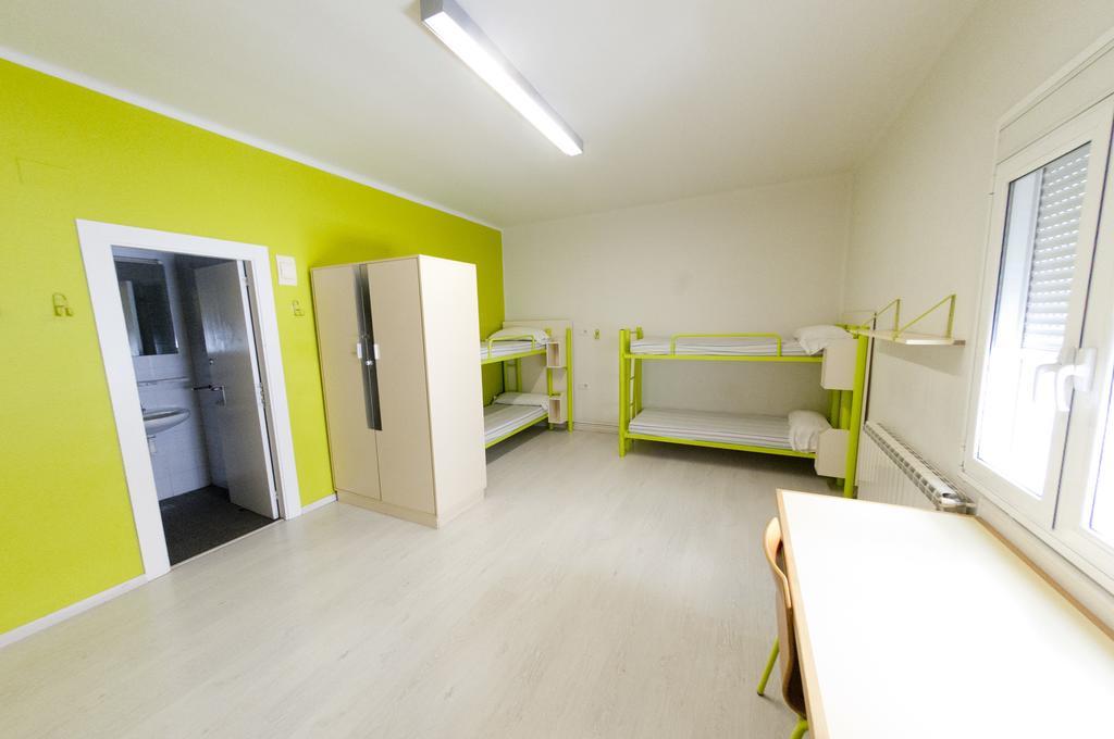 Sant Anastasi Hostal *