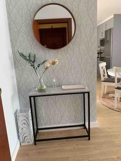 Apartamento Piso Recien Reformado, Comodo Y Muy Luminoso.
