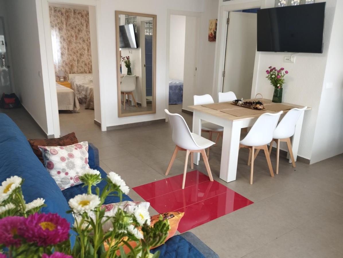 Cozy And Sunny Two Bedroom La Mata Beach *