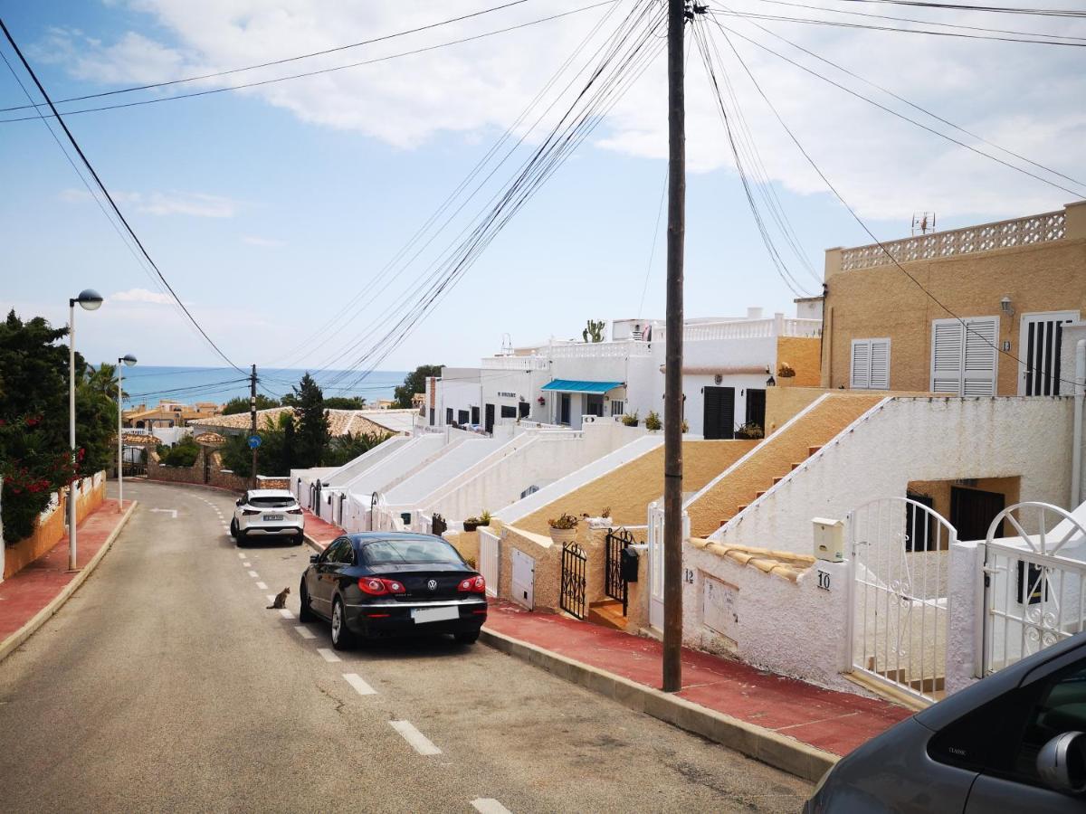 Cozy And Sunny Two Bedroom La Mata Beach Apartamento Torrevieja