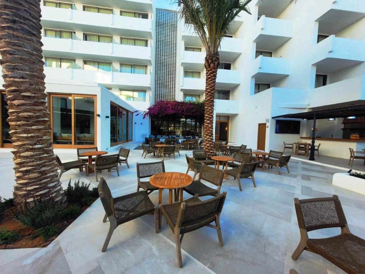 Tres Torres Hotel