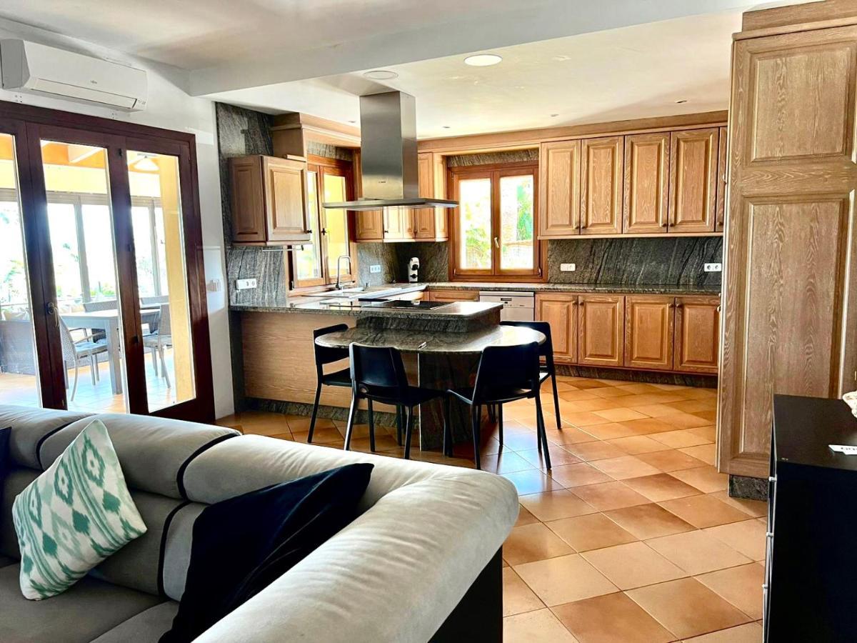 Villa Na Penyal 7 *
