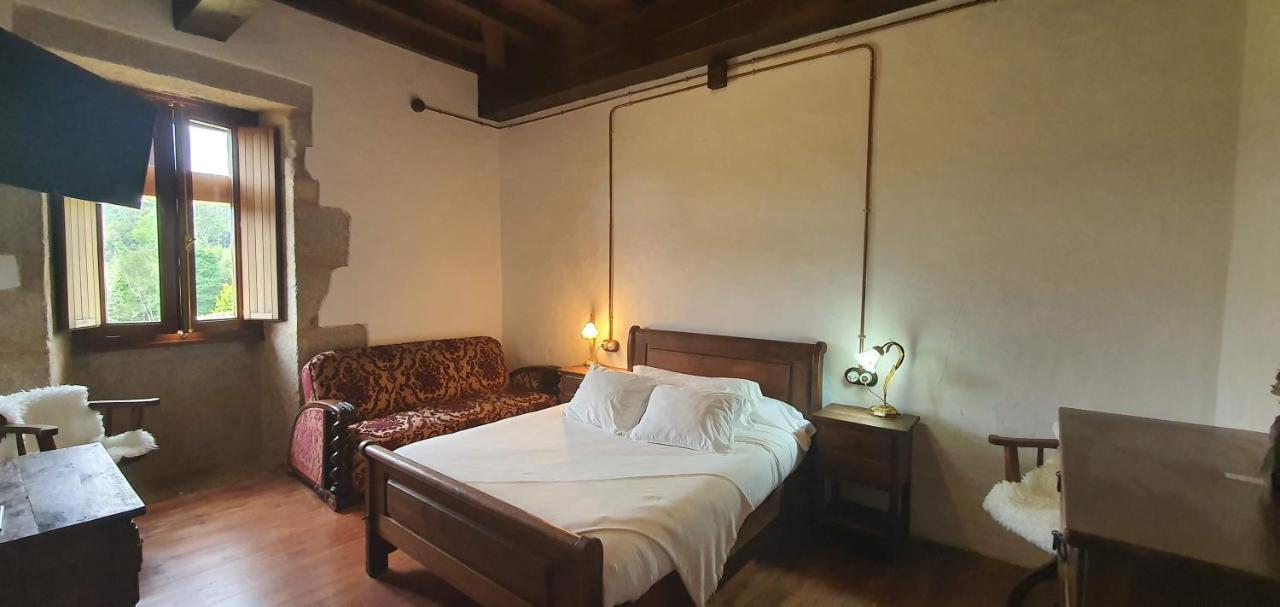 Guest house Monasterio Y De