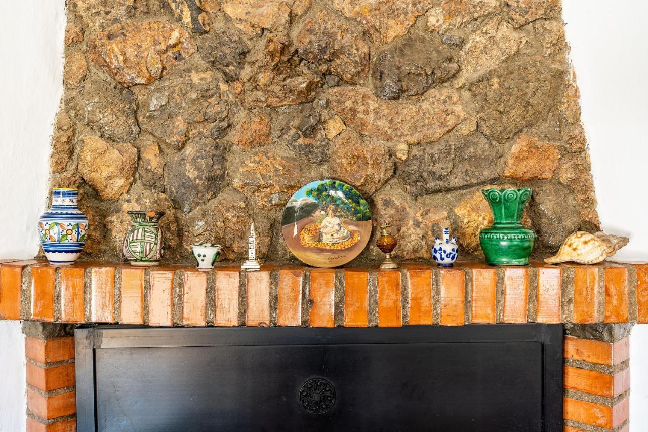 Ladera De Molinos * El Padul