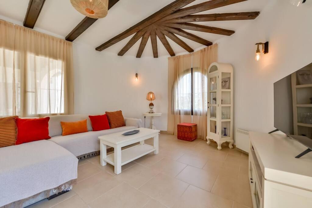 Guzman - Pura Vida Villa *