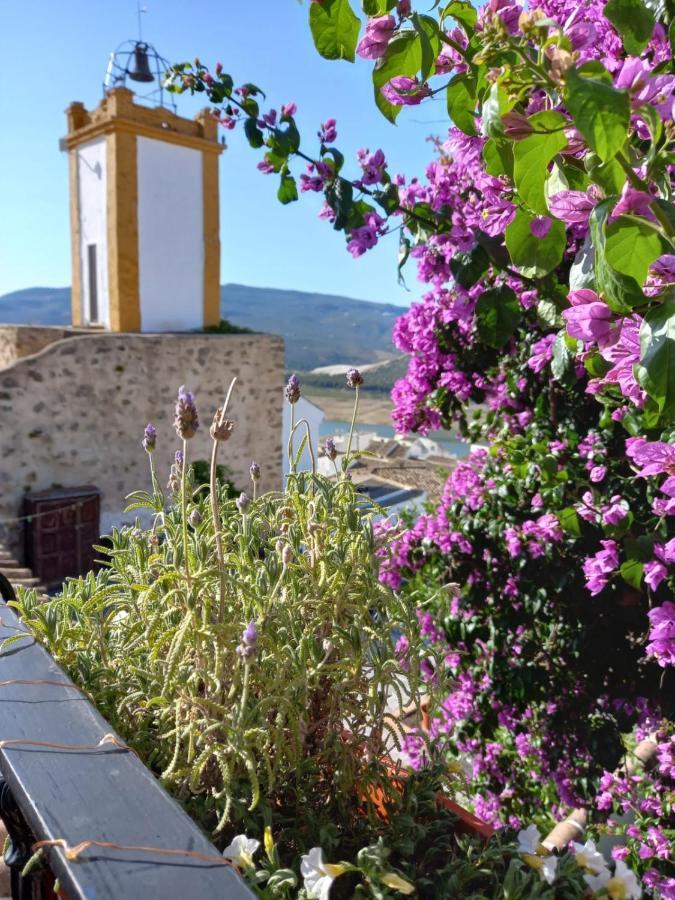 La Villa, Rural