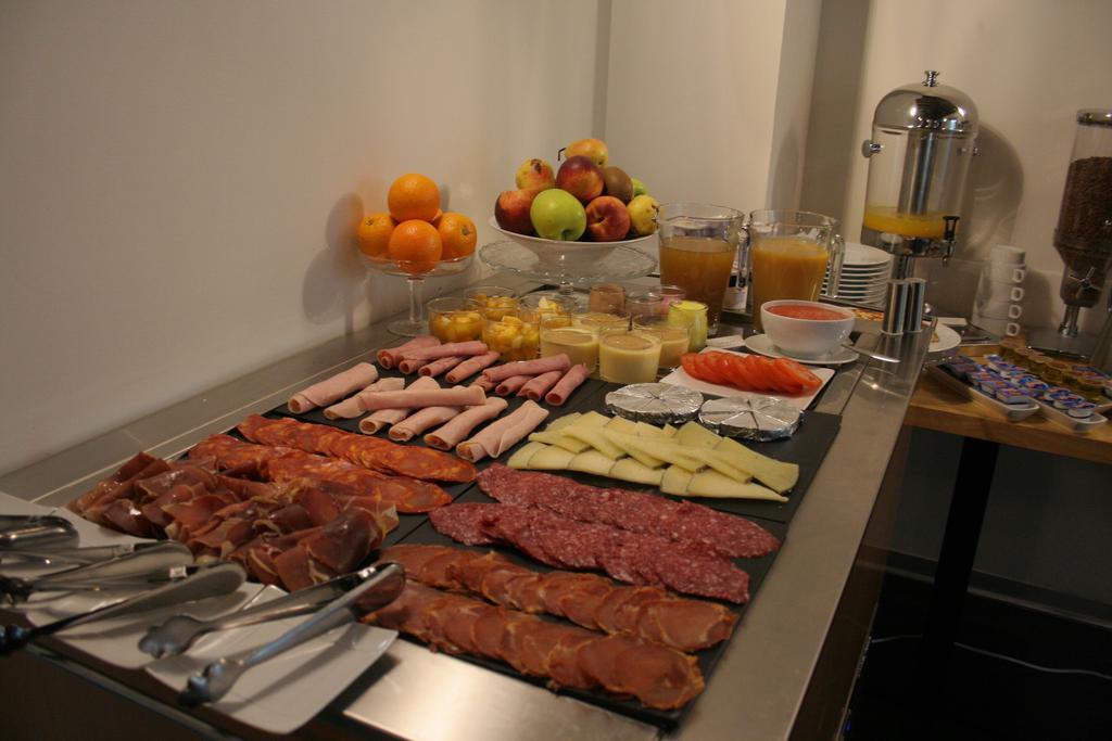 El Encanto & Cafeteria 4*