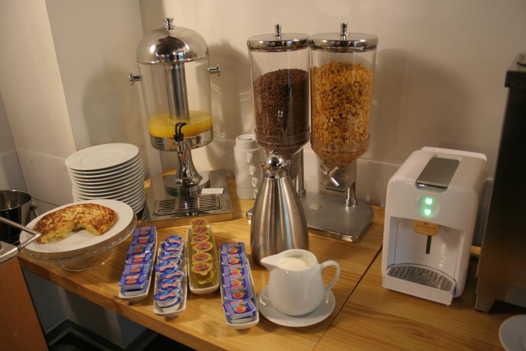 Hotel El Encanto & Cafeteria Avila