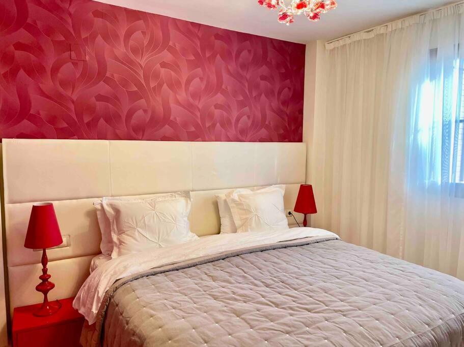 Deluxe,white Beach,mountains Villa