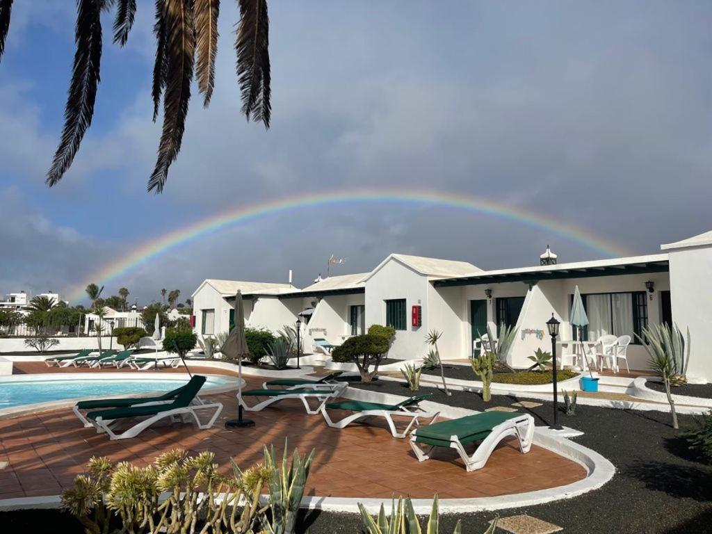 Apartahotel Doble Uve *