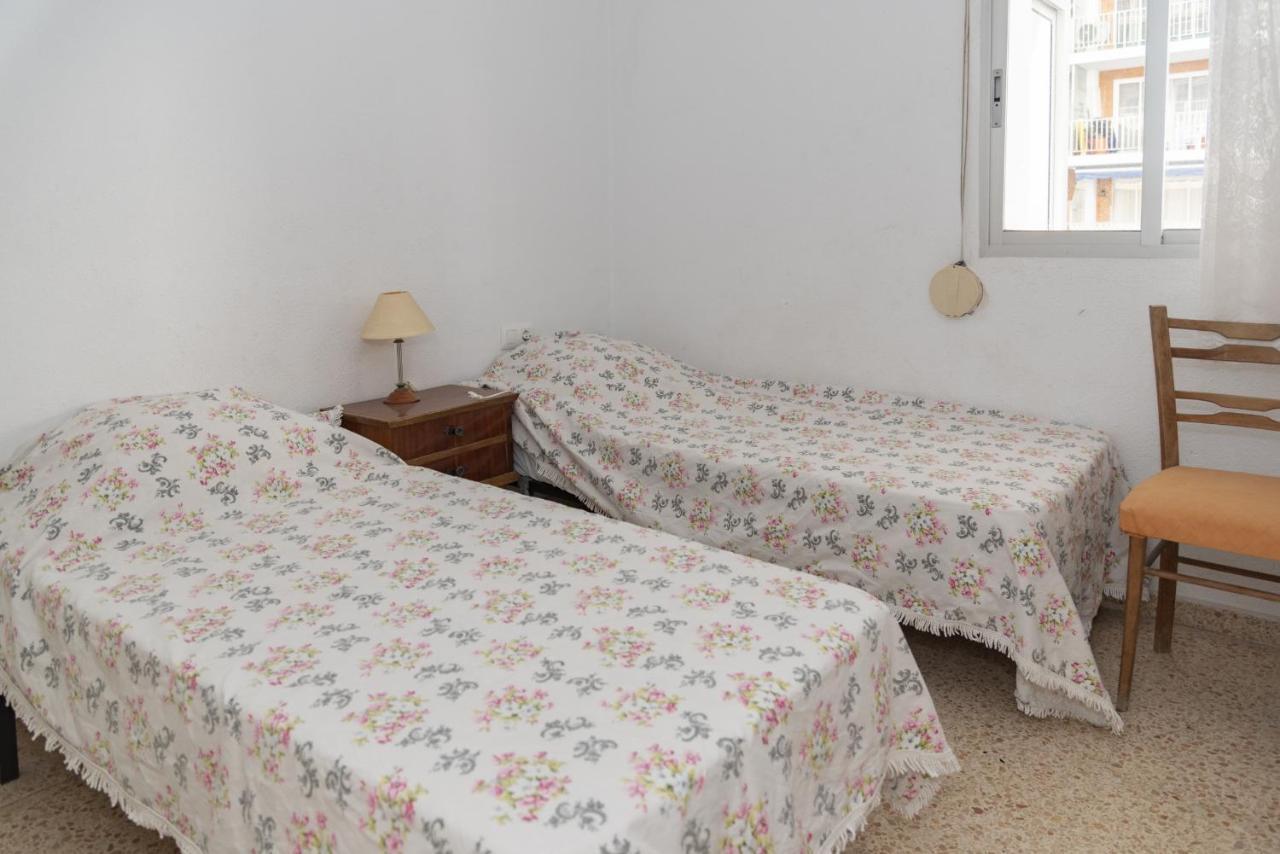 Gavina, 3-5 * Cullera