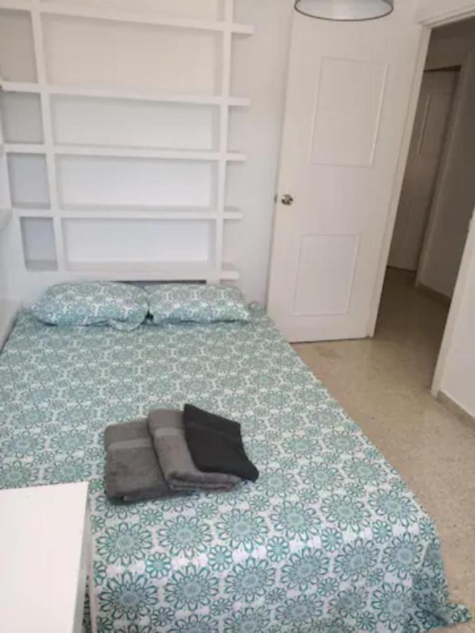 Excellent Choice, Beach, Pool, 150 Qm, All Rooms Air-Conditioning, 1-8 Guests, Families Apartamento
